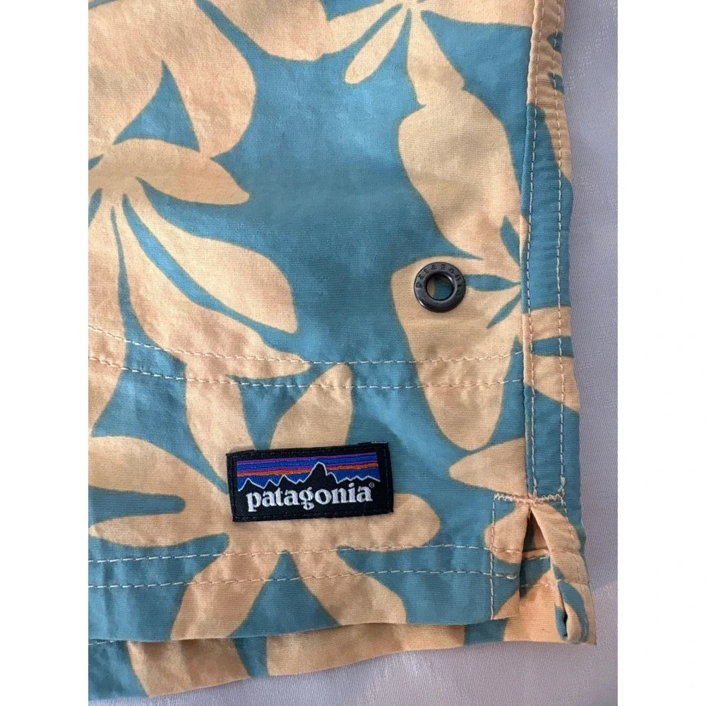 PATAGONIA Girls Blue Peach‎ Hibiscus Floral Baggies Swim Shorts XXL Surf Beachy